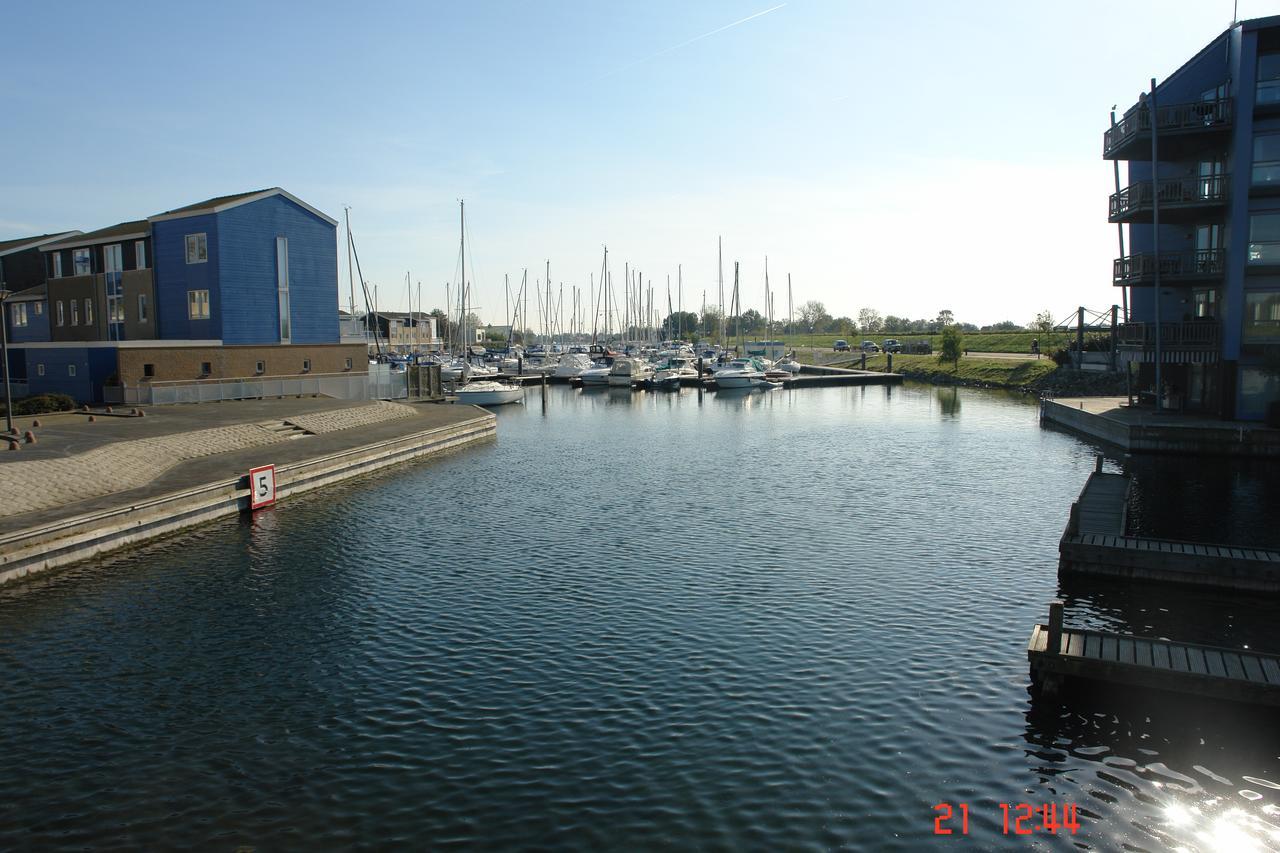 Apart Hotel Het Veerse Meer คอร์ทเคเนอ ภายนอก รูปภาพ