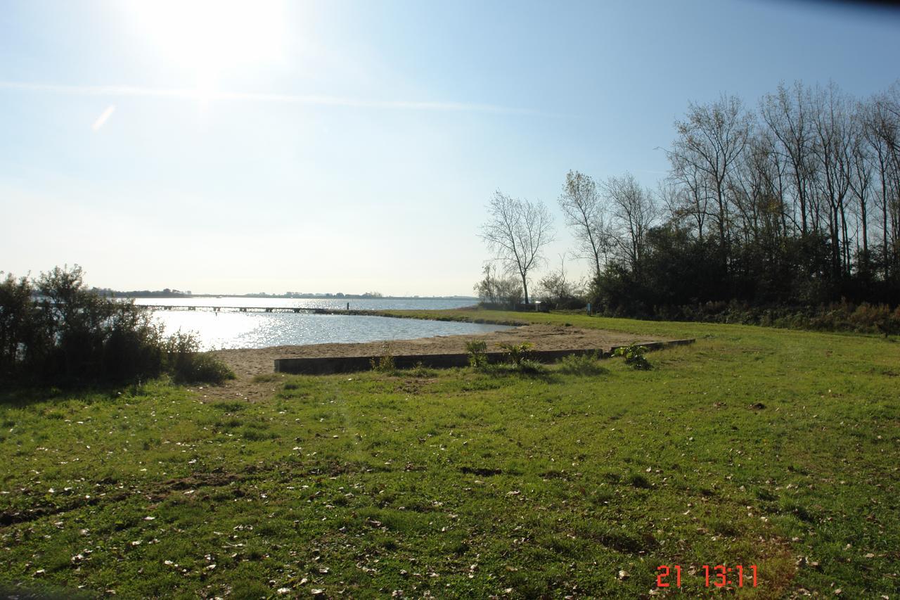 Apart Hotel Het Veerse Meer คอร์ทเคเนอ ภายนอก รูปภาพ