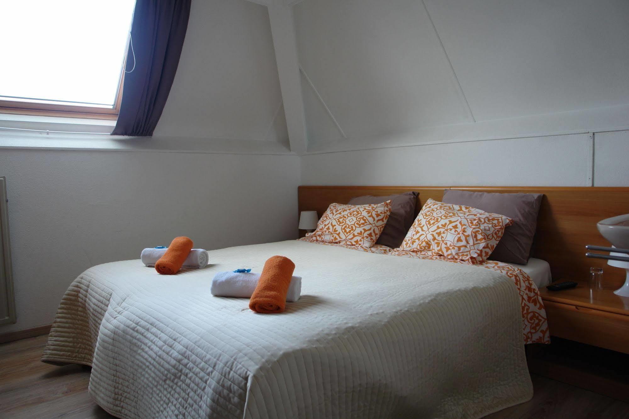 Apart Hotel Het Veerse Meer คอร์ทเคเนอ ภายนอก รูปภาพ